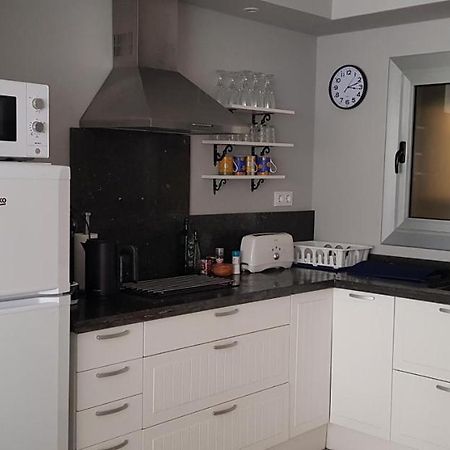 Casa Comoda Y Equipada Para 6 En Centro Pueblo Torroella De Montgri Luaran gambar