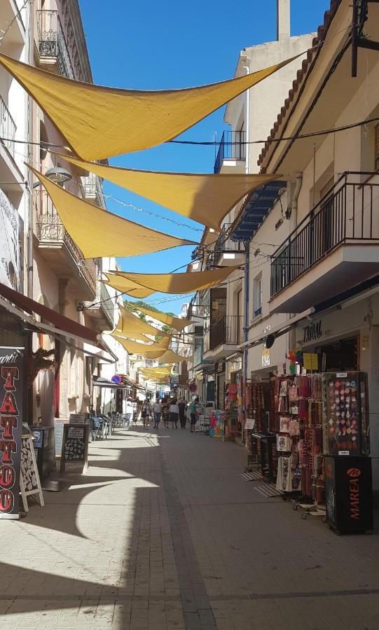 Casa Comoda Y Equipada Para 6 En Centro Pueblo Torroella De Montgri Luaran gambar